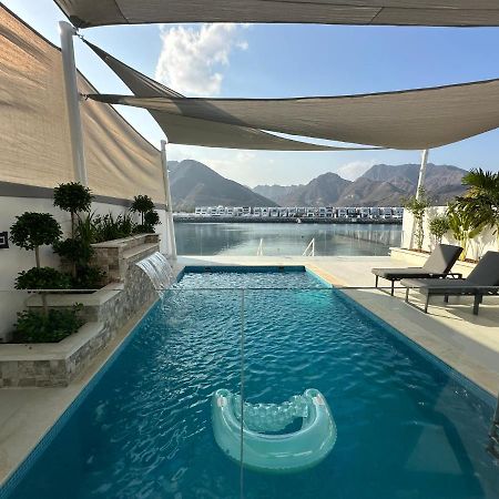 Al Dana Sea View Villa Fujairah Buitenkant foto