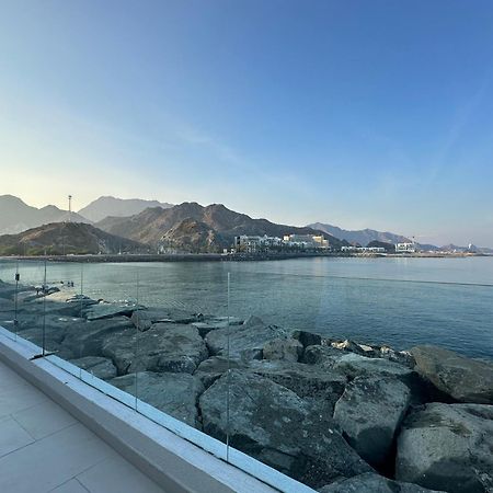Al Dana Sea View Villa Fujairah Buitenkant foto