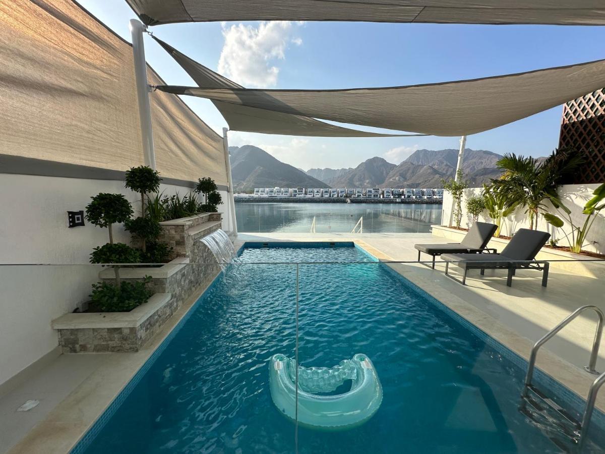 Al Dana Sea View Villa Fujairah Buitenkant foto